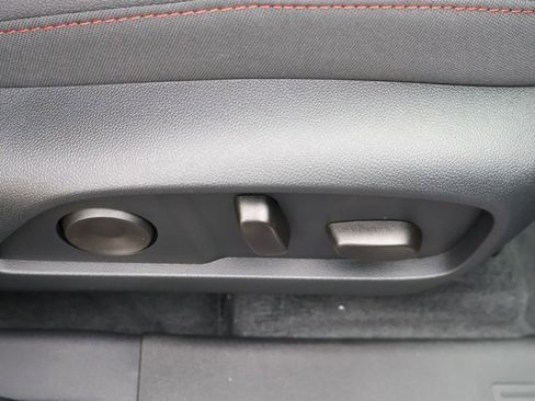 New 2026 Chevrolet Equinox RS w/ Convenience Package III FWD image 46