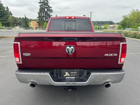 Used 2018 RAM 1500 Laramie w/ Convenience Group AWD/4WD image 9