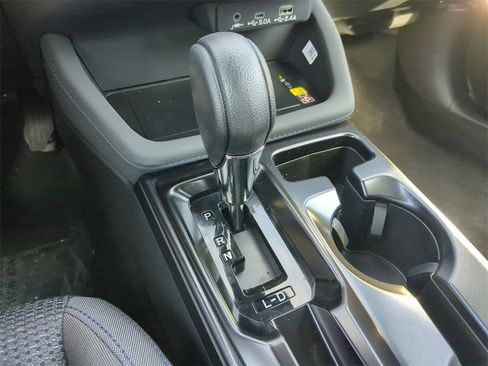 New 2026 Subaru Forester Premium image 25