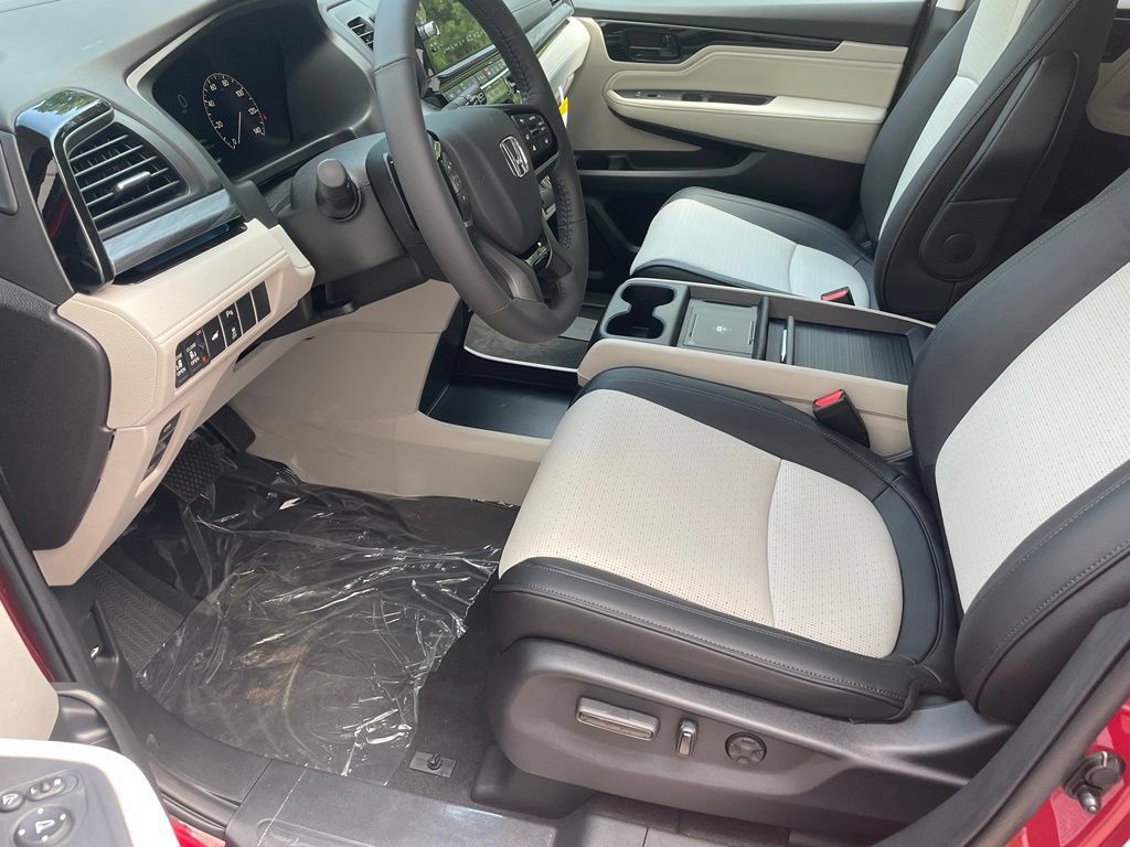 New 2027 Honda Odyssey Elite image 13