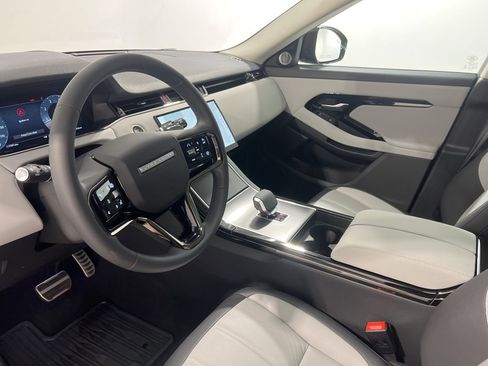 Used 2025 Land Rover Range Rover Evoque Dynamic SE image 10