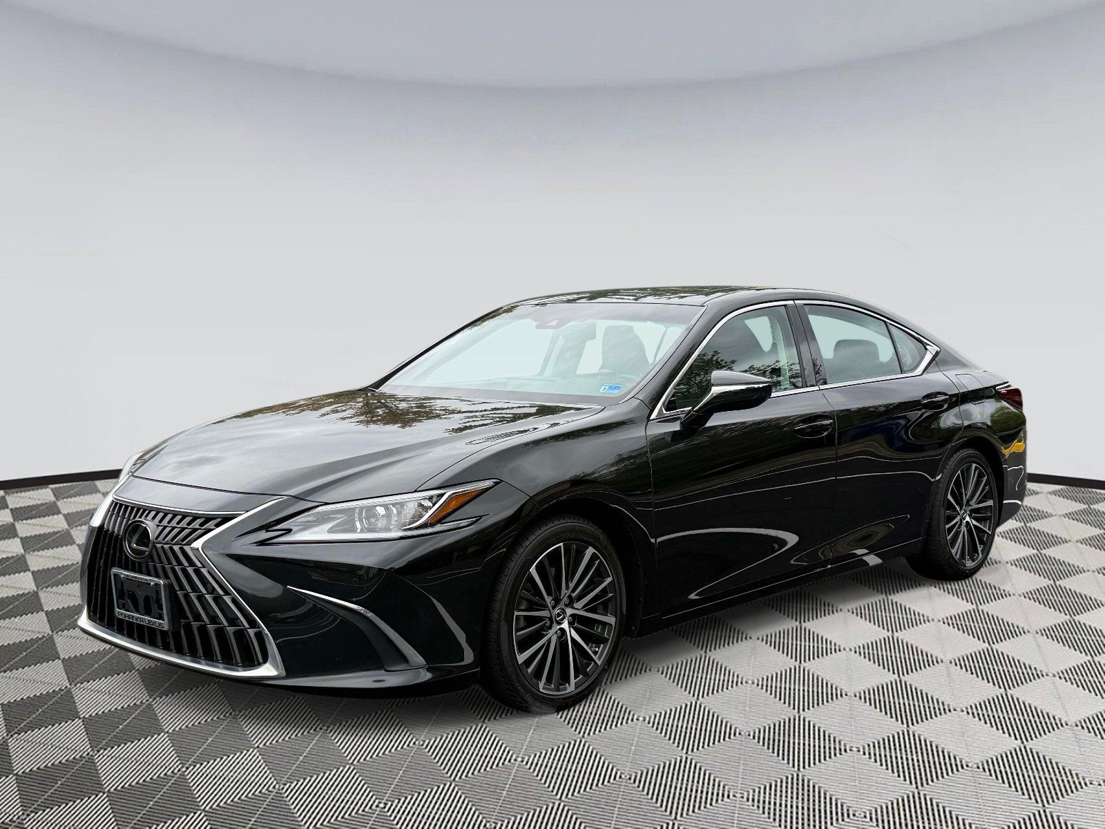 Used 2023 Lexus ES 350 w/ Premium Package FWD image 5