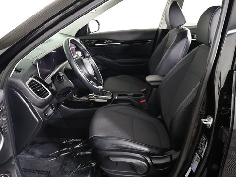 Used 2024 Kia Seltos S AWD/4WD image 28