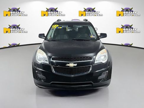 Used 2011 Chevrolet Equinox LT w/ Driver Convenience Package FWD image 2