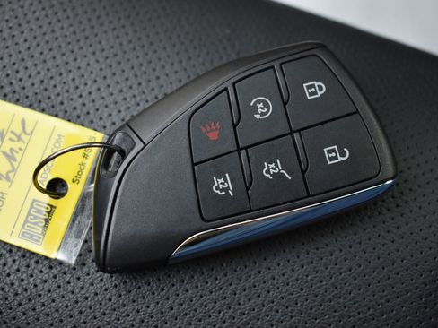 Used 2025 GMC Yukon XL Elevation w/ Elevation Premium Package AWD/4WD image 36