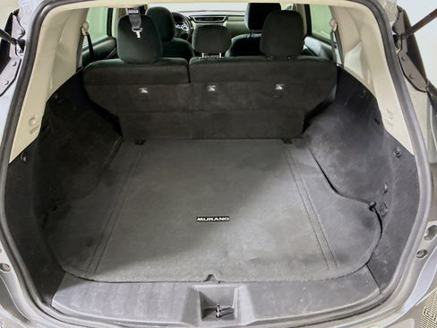 Used 2020 Nissan Murano SV image 35