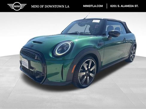 Used 2024 MINI Cooper S image 1