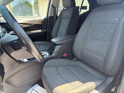 Used 2021 Chevrolet Equinox LT AWD/4WD image 11