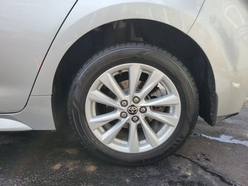 Used 2023 Toyota Corolla SE image 30