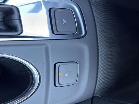 Used 2024 Chevrolet Equinox LT w/ LPO, Floor Liner Package AWD/4WD image 21
