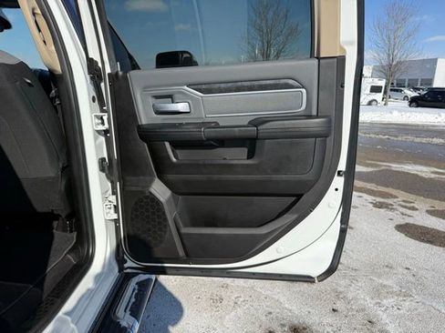 Used 2019 RAM 2500 Big Horn image 13