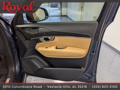 Used 2021 Volvo XC90 T8 Inscription image 7