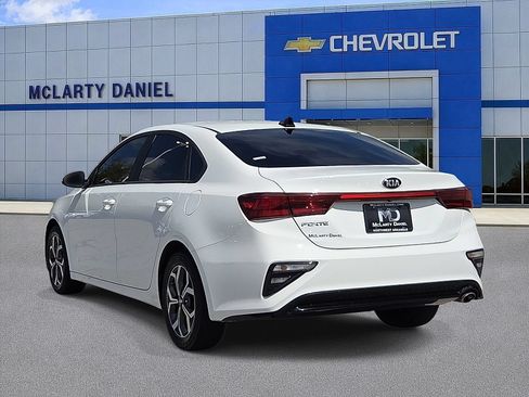 Used 2021 Kia Forte LXS FWD image 4