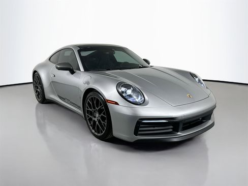 Certified 2024 Porsche 911 Carrera T image 9