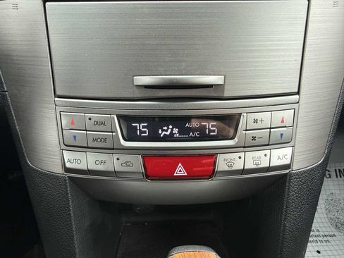 Used 2014 Subaru Outback 2.5i Limited w/ Moonroof Package image 19