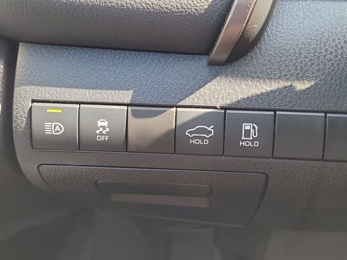 Used 2022 Toyota Camry XSE FWD image 26