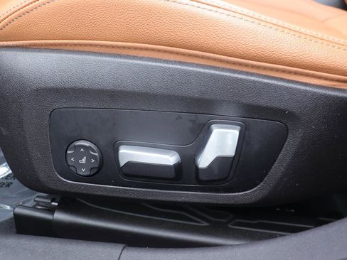 Used 2023 BMW 330i Sedan w/ Driving Assistance Package RWD image 22