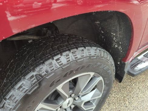 Used 2025 Chevrolet Silverado 1500 RST w/ Convenience Package II image 33