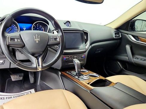 Used 2019 Maserati Ghibli S image 13