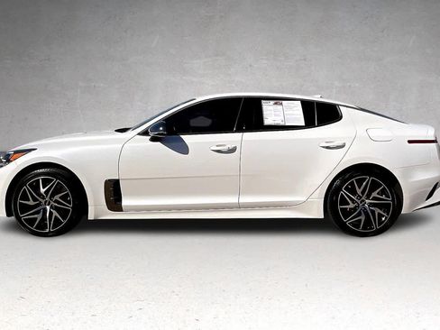 Certified 2023 Kia Stinger GT-Line image 3