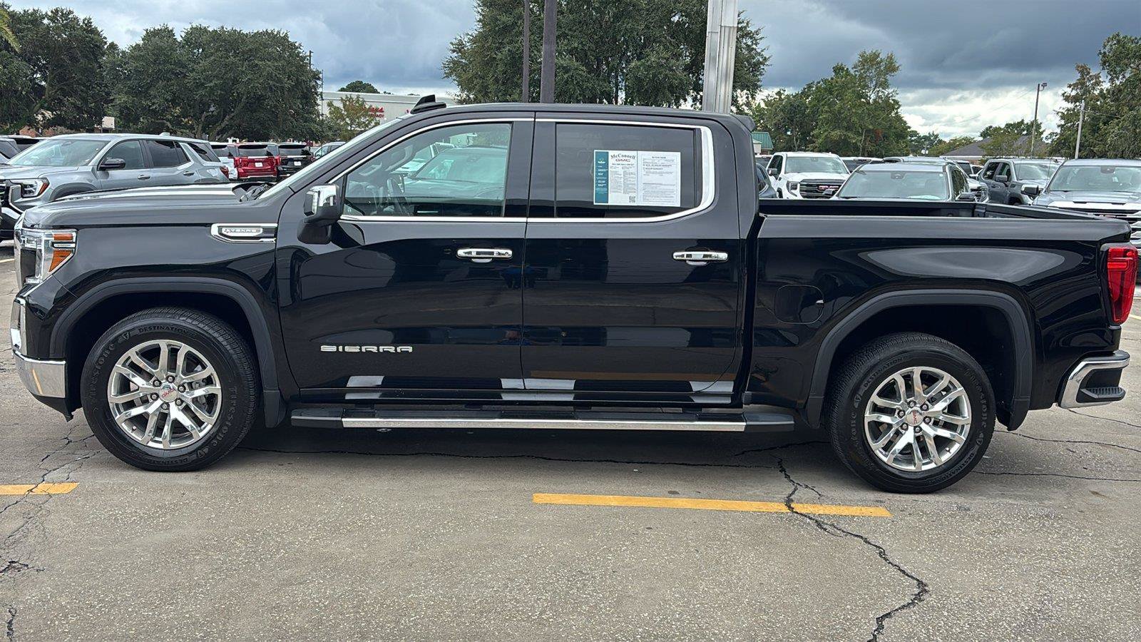 Used 2021 GMC Sierra 1500 SLT RWD image 4