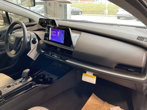 New 2026 Toyota Prius LE image 14