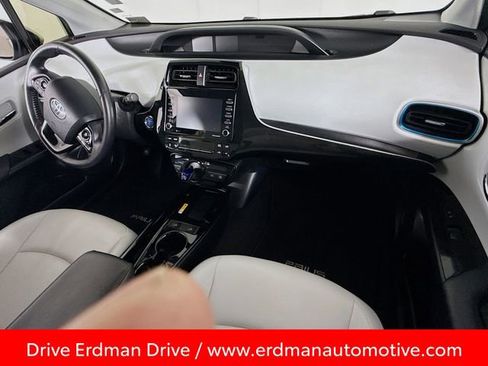 Used 2022 Toyota Prius XLE image 26