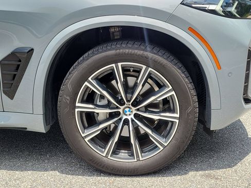 Used 2024 BMW X5 sDrive40i w/ M Sport Package RWD image 8