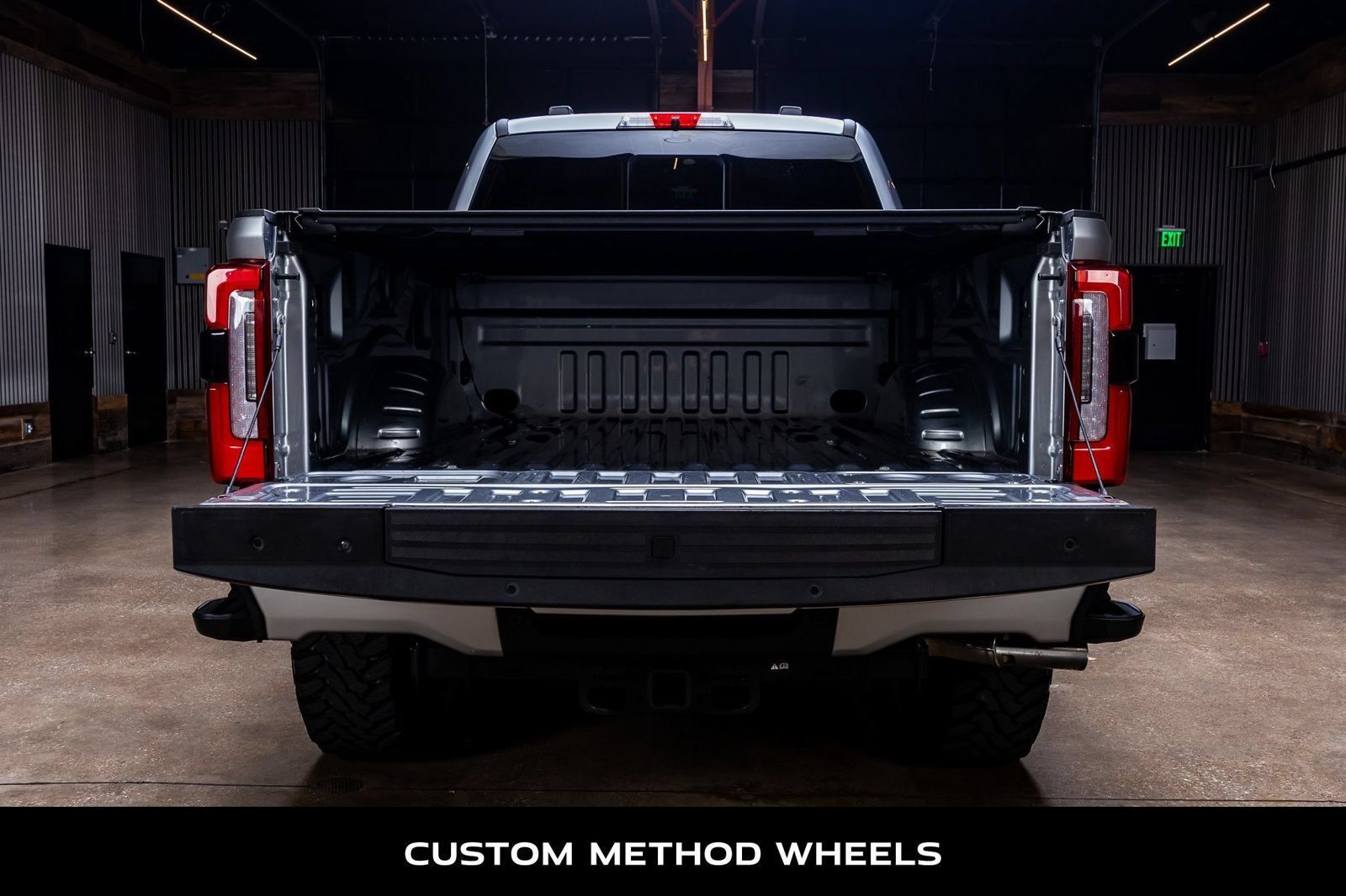 Used 2024 Ford F250 Platinum AWD/4WD image 8