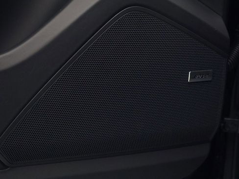 New 2026 Porsche Cayenne image 14