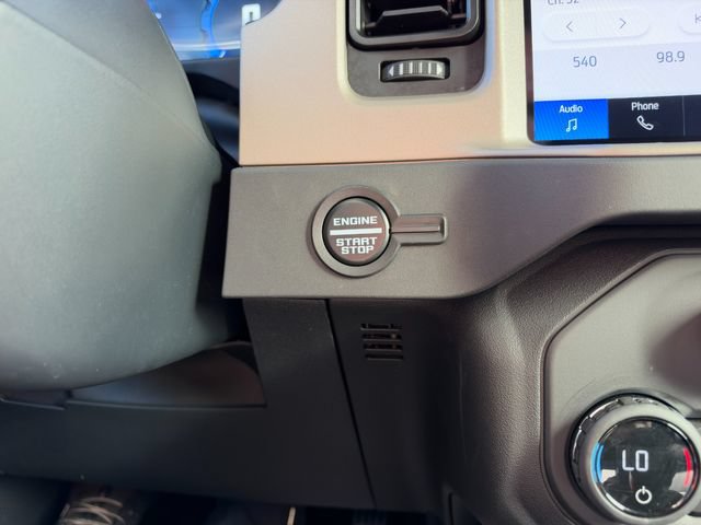 Used 2025 Ford Bronco Outer Banks AWD/4WD image 39