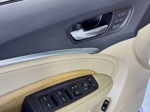 Used 2020 Acura MDX FWD w/ Technology Package image 18