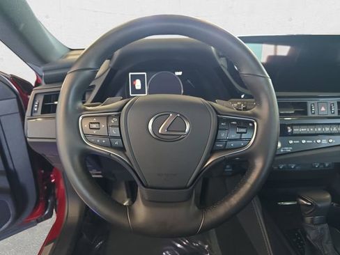 Used 2025 Lexus ES 300h F Sport w/ Accessory Package (Z1) image 17