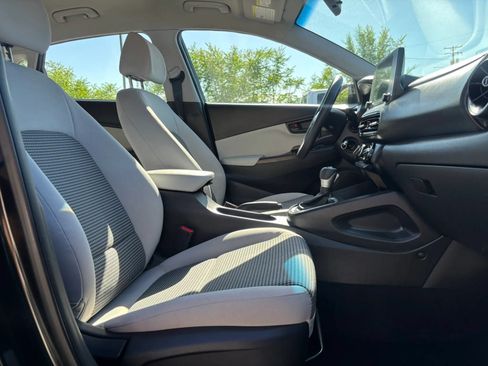 Used 2023 Hyundai Kona SE w/ Cargo Package AWD/4WD image 21
