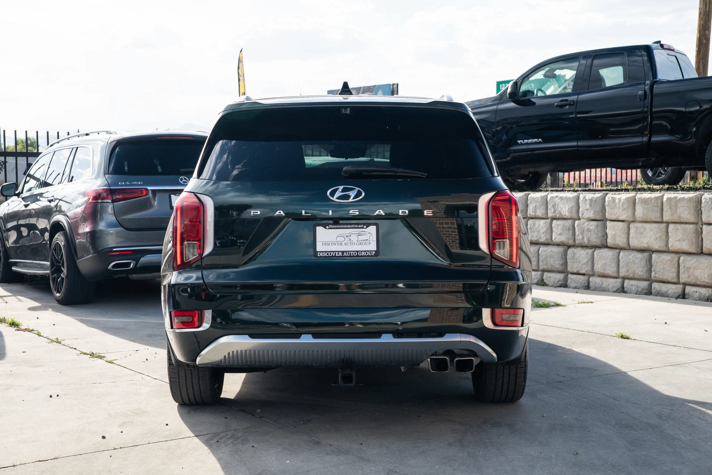 Used 2023 Hyundai Palisade Calligraphy w/ Cargo Package AWD/4WD image 6