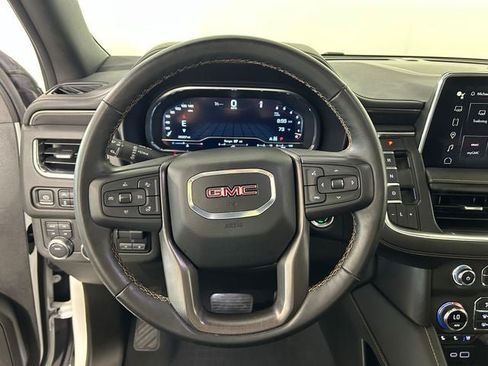Used 2024 GMC Yukon AT4 w/ Technology Package AWD/4WD image 15