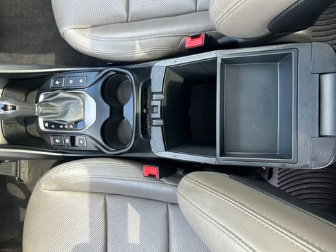 Used 2017 Hyundai Santa Fe Sport w/ 2.0T Ultimate Tech Package 05 AWD/4WD image 21