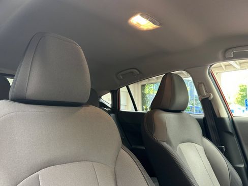 Used 2025 Subaru Crosstrek 2.0i AWD/4WD image 21