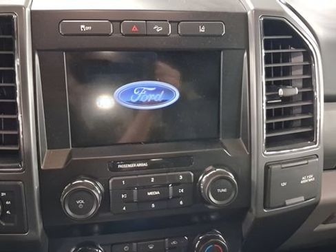 Used 2020 Ford F250 XLT w/ XLT Premium Package AWD/4WD image 11