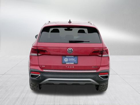 Certified 2024 Volkswagen Taos SE image 6