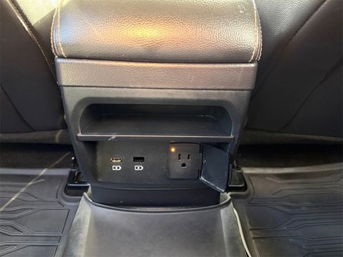 Used 2019 Ford Ranger Lariat w/ Equipment Group 501A Mid image 32