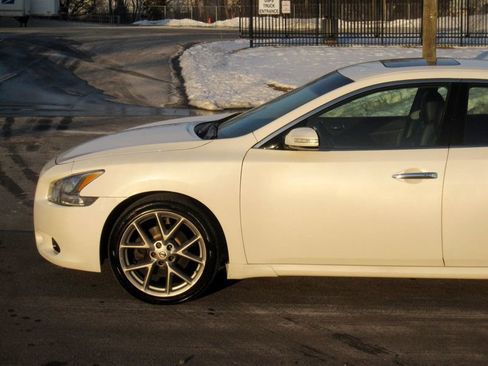 Used 2010 Nissan Maxima 3.5 SV w/ Sport Pkg image 7