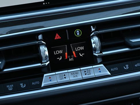 Certified 2023 BMW X5 xDrive40i w/ M Sport Package image 37