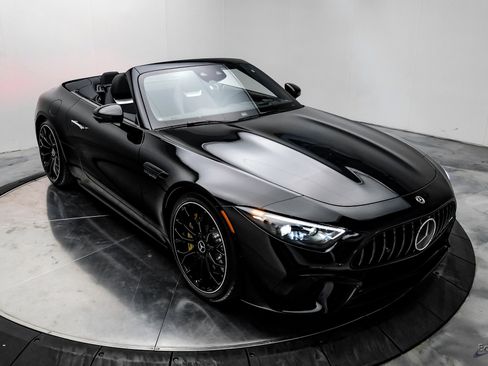 Used 2022 Mercedes-Benz SL 63 AMG 4MATIC image 29