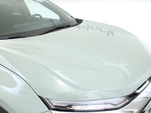 Used 2025 Chevrolet Equinox LT w/ Convenience Package II image 12