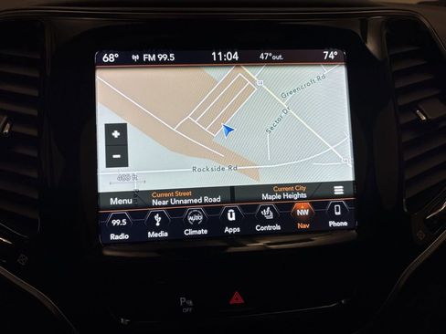 Used 2019 Jeep Cherokee Overland image 18