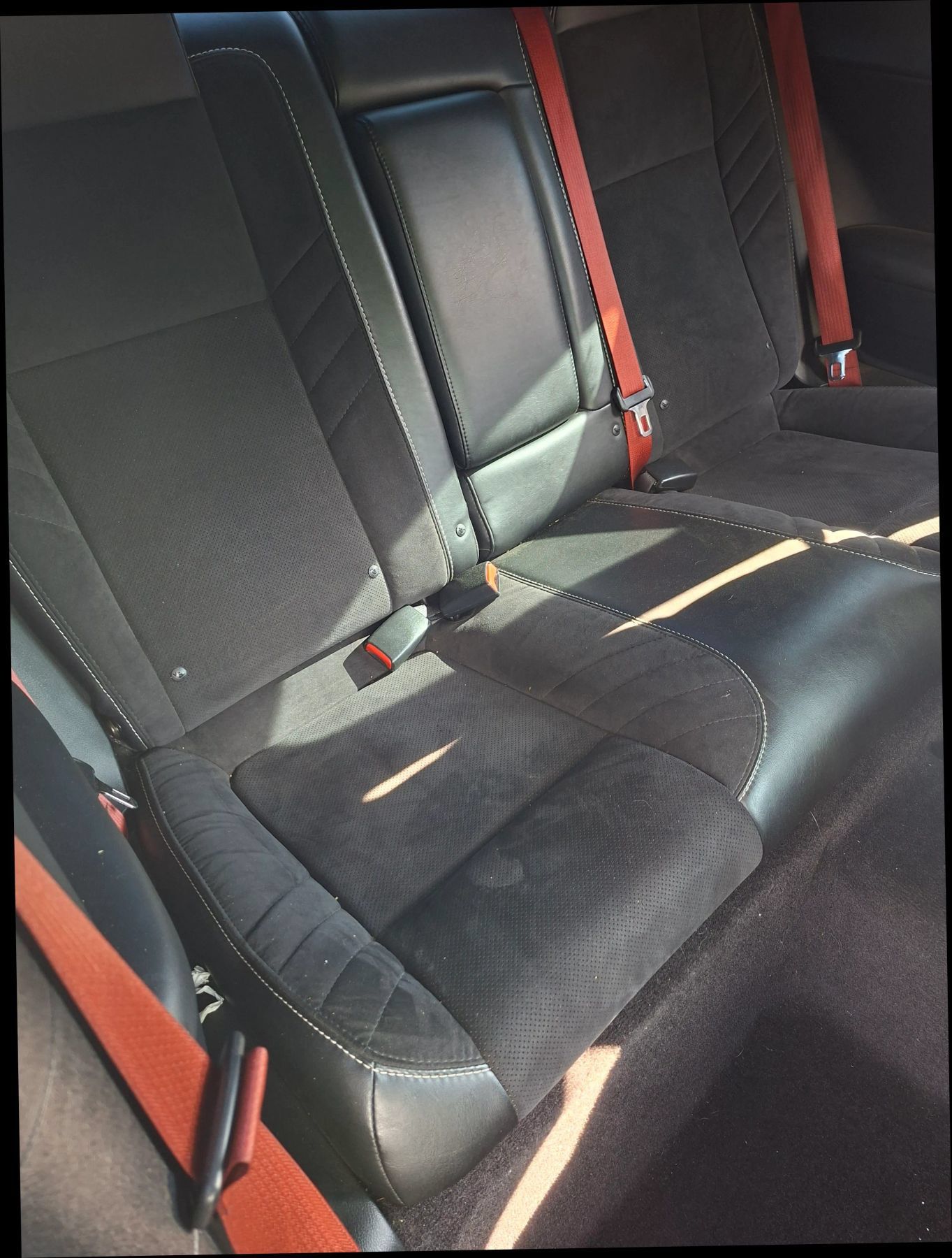 Used 2016 Dodge Challenger SRT Hellcat RWD image 10