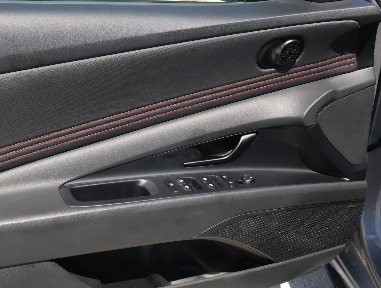 Used 2025 Hyundai Elantra N Line FWD image 15