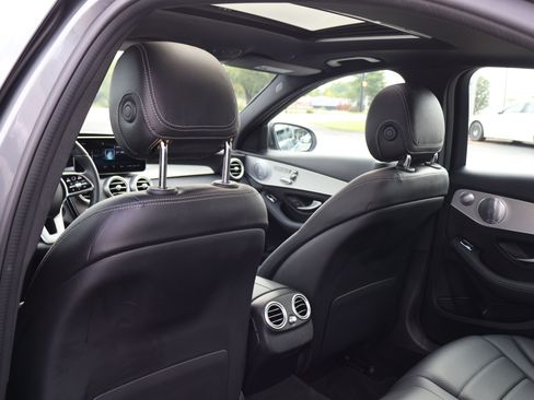 Used 2021 Mercedes-Benz C 300 Sedan image 19