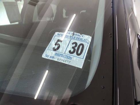 Used 2025 Kia Sorento S AWD/4WD image 27
